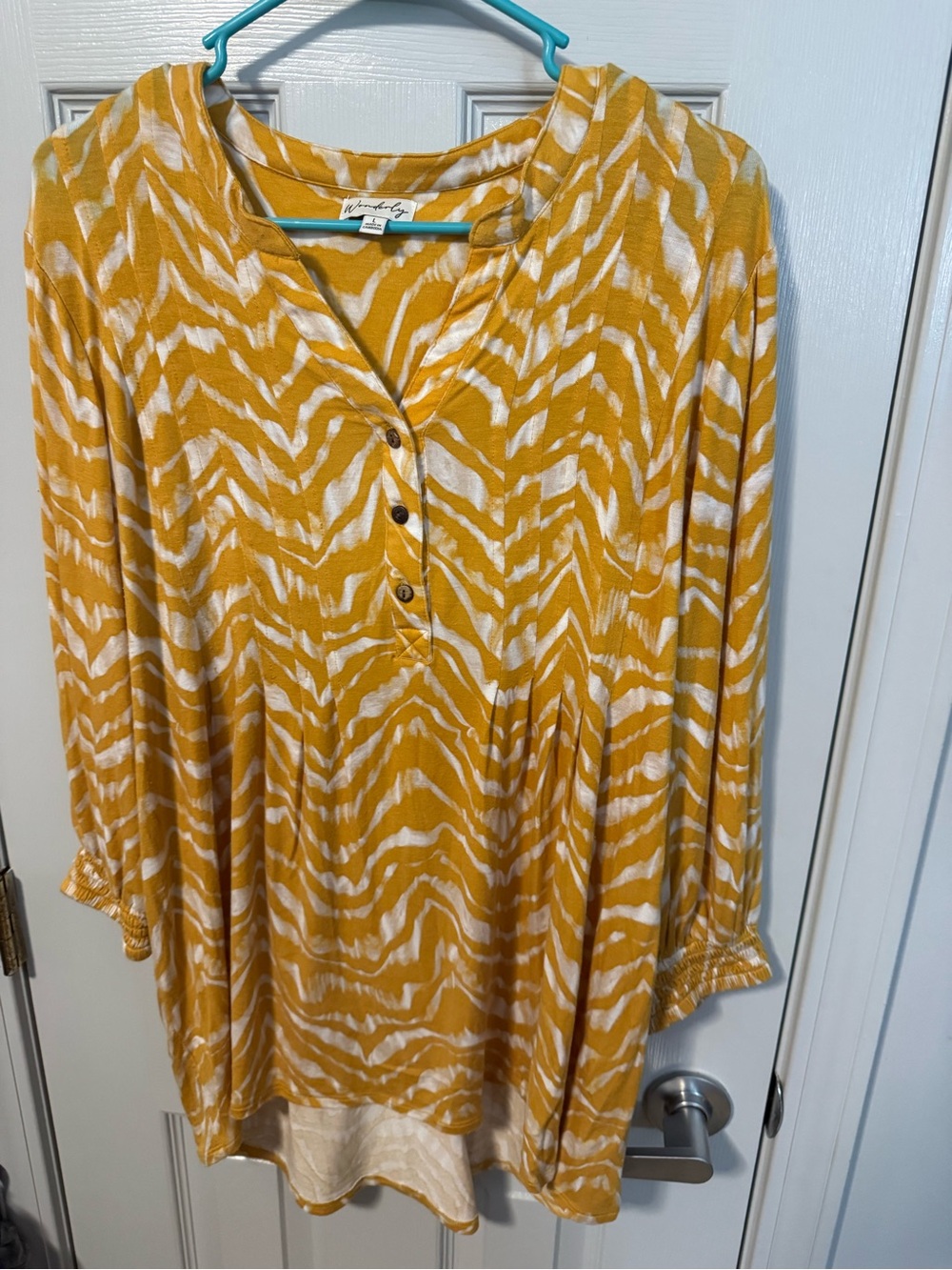 Wonderly Mustard Yellow & White V-Neck Patterned Tunic